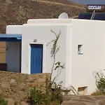 Helena's Apartahotel Manganari