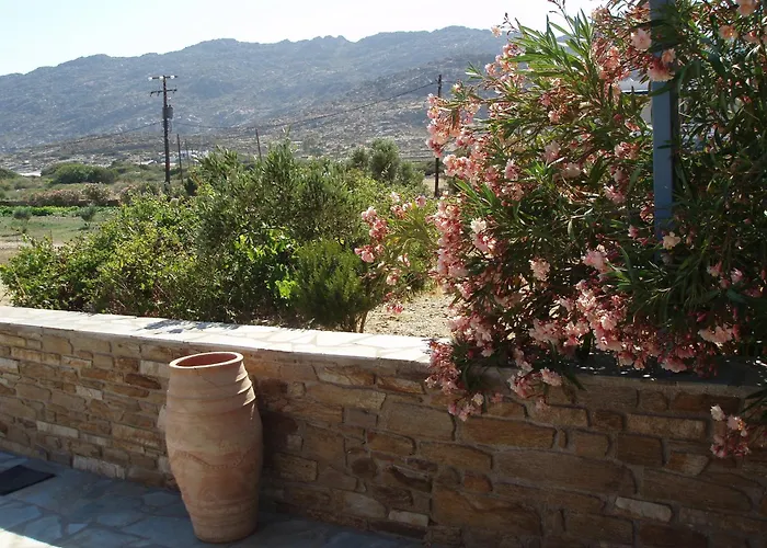 Helena's 3* Manganari