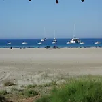 Ξενοδοχείο με διαμερίσματα Helena's
