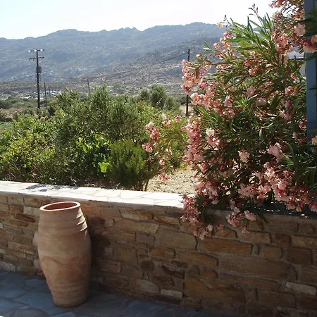 Helena's 3* Manganari