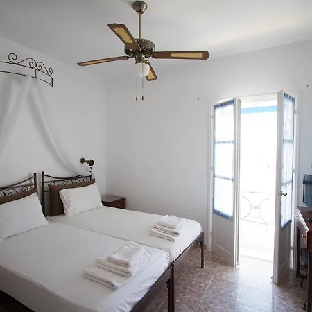 Helena's Hotel apartamentowy 3*