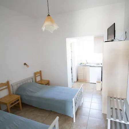 Aparthotel Helena's 2*