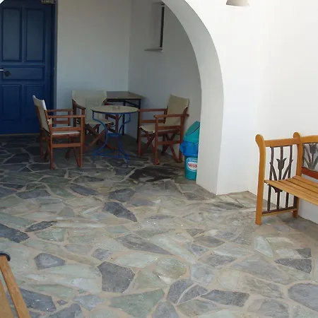 Helena's Aparthotel