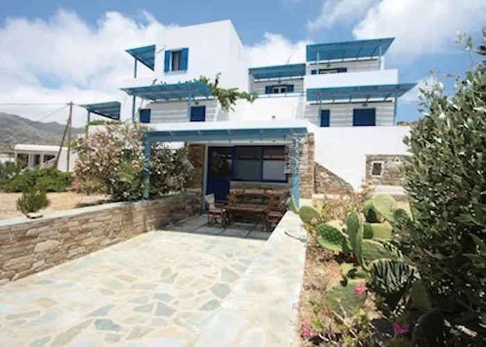 Apartahotel Helena's 3*