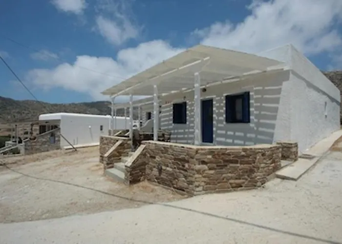 Apartahotel Helena's Manganari