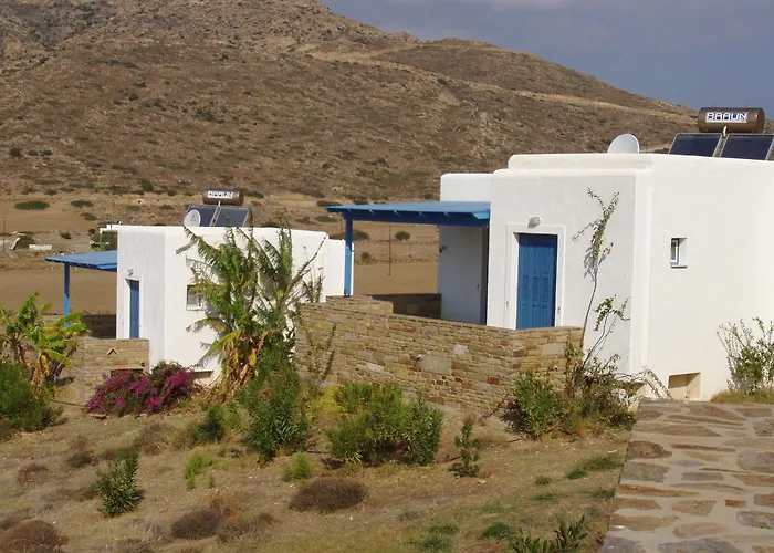 Apartahotel Helena's Manganari