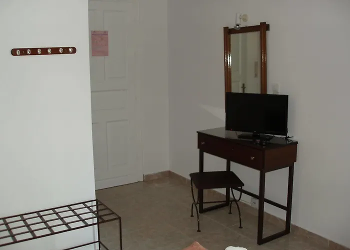 Aparthotel Helena's 3*