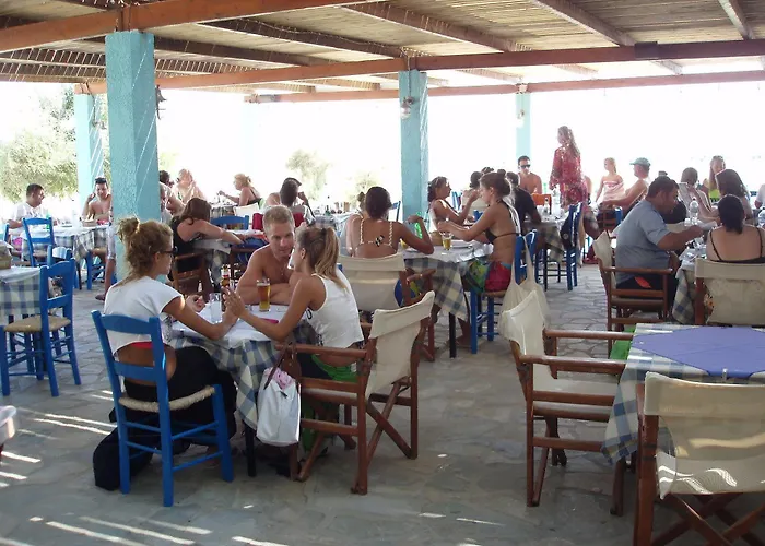 Apartahotel Helena's Manganari